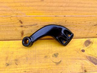 Soporte Estribera conductor Der. Harley Davidson
