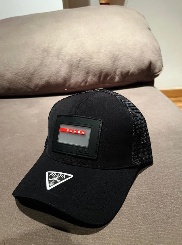 Gorra Prada Negra