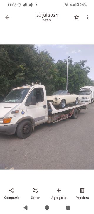 Se vende grúa Iveco dayli 2002