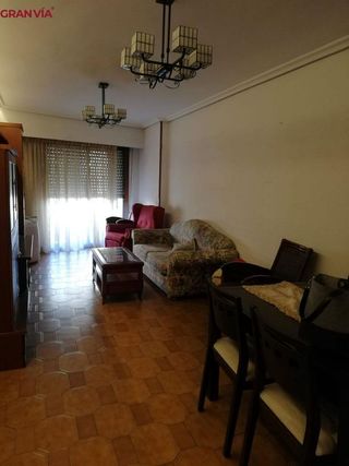 Piso en alquiler en Centro en Logroño