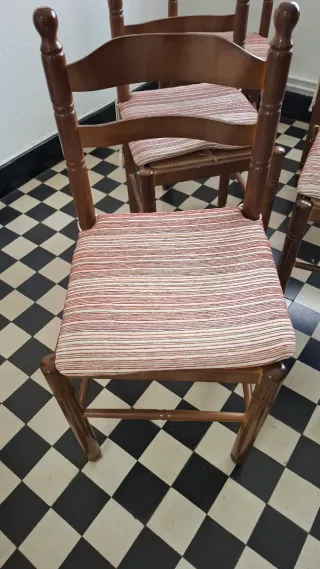 Juego de 5 Sillas de Cocina Rústicas0