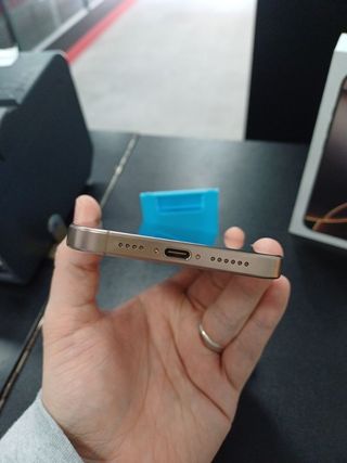 iPhone 16 Pro Max 256GB Desierto Titanio