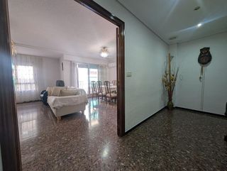 Piso en alquiler en Carrús Est - Camí dels Magros en Elche