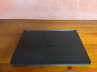 Dell i5 12GB RAM Portátil Negro
