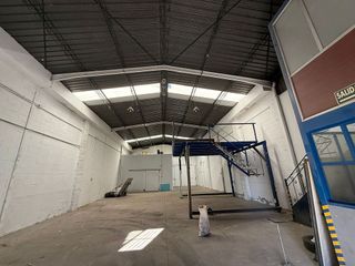 Nave industrial en alquiler en Vista Azul - Consolación en Dos Hermanas