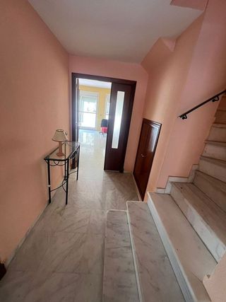 Casa adosada en alquiler en Zona Universitaria  en Bormujos