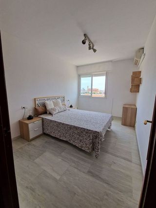 Piso en alquiler en Carranque - Haza Cuevas en Málaga
