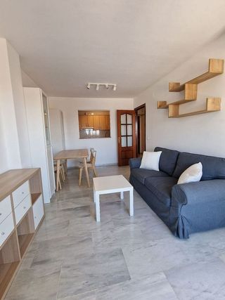 Piso en alquiler en Carranque - Haza Cuevas en Málaga