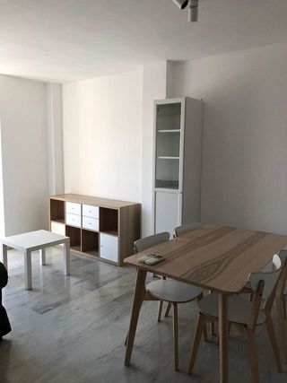 Piso en alquiler en Carranque - Haza Cuevas en Málaga