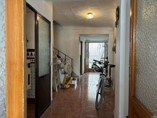 Casa adosada en venta en Cabra