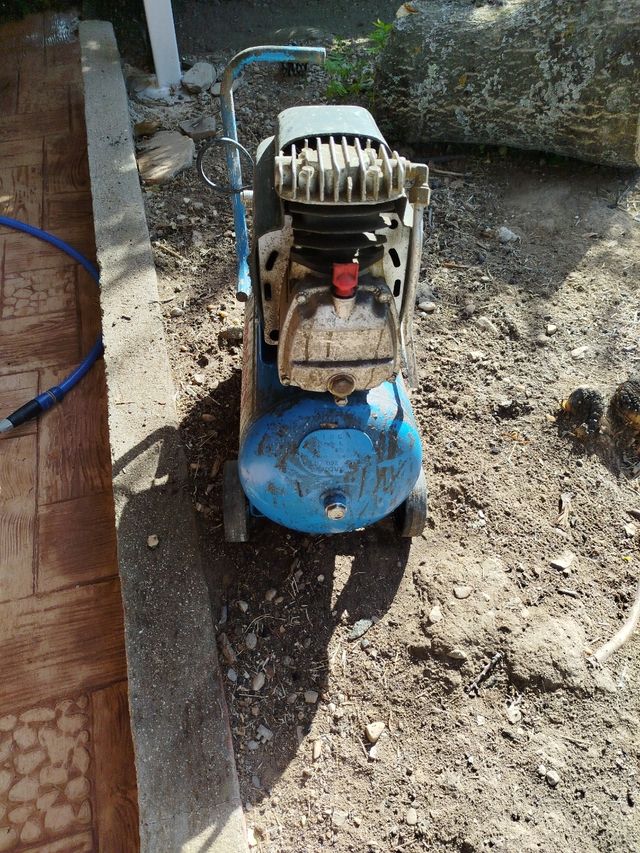 Compresor de aire Imcoinsa azul