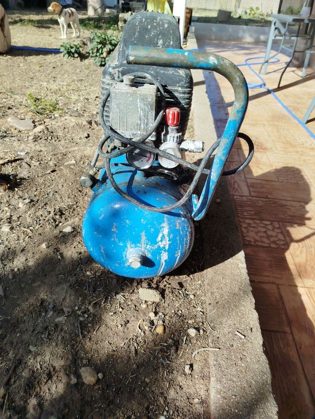 Compresor de aire Imcoinsa azul