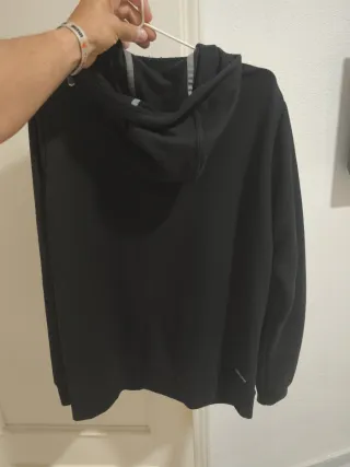 Sudadera Adidas con capucha