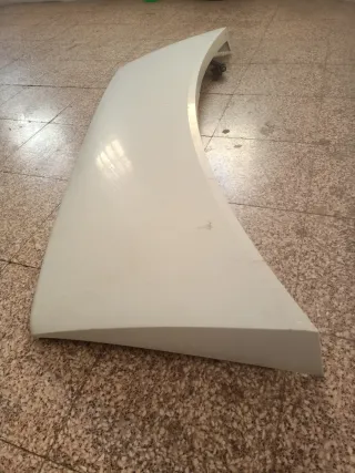 Alerón poliéster Iveco