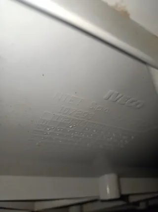 Alerón poliéster Iveco