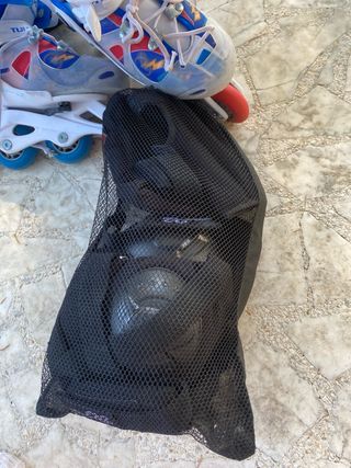 Patines infantiles con protecciones