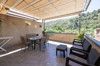 Casa adosada en venta en Crta. De la Sierra en Granada