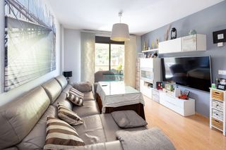 Casa adosada en venta en Crta. De la Sierra en Granada
