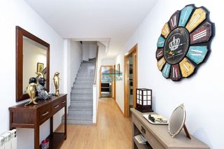 Casa adosada en venta en Crta. De la Sierra en Granada