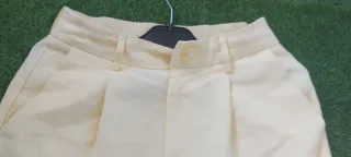 Pantalón Stradivarius Talla 34 Amarillo Claro