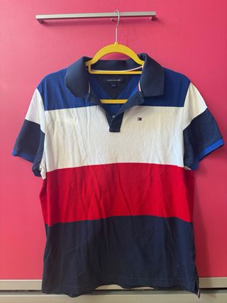 Polo Tommy de hombre talla M.  Nuevo vintage