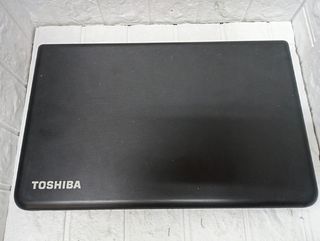Portatil TOSHIBA SATELLITE C50-A- (1741)