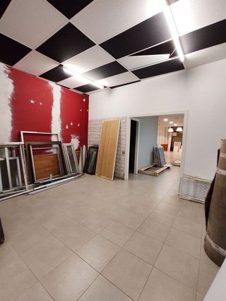 Local comercial en alquiler en Instituts - Universitat en Lleida
