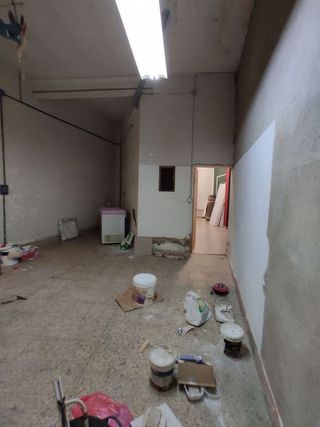 Local comercial en alquiler en Instituts - Universitat en Lleida