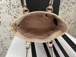 Bolso shopper Guess original color beige