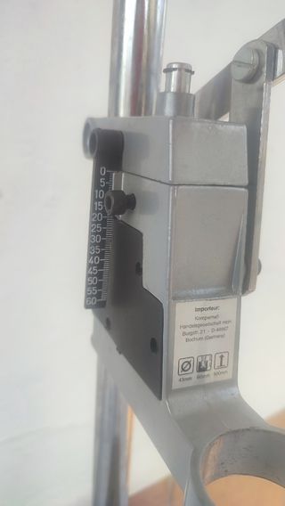 Pie de taladro de banco