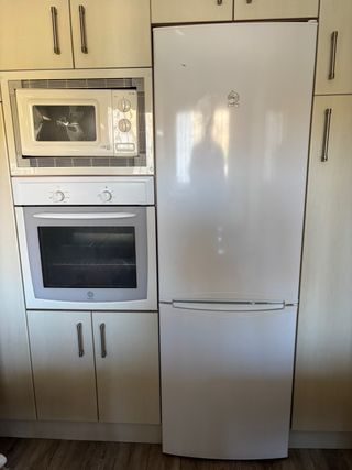 Pack Cocina: Horno, Campana, Lavavajillas, Nevera 