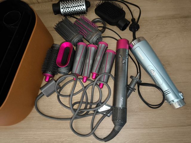 Secador de pelo Dyson y accesorios