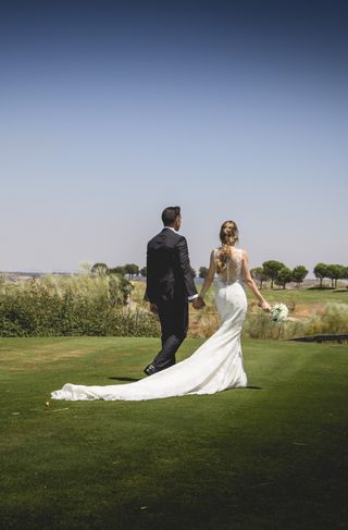 Vestido de novia de Alma Novia (grupo Rosá Clará)