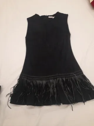 Vestido negro terciopelo flecos corto