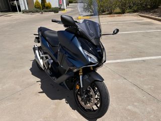 Honda Forza 750