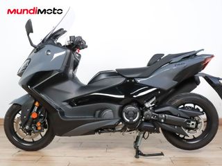 YAMAHA T-MAX 560 TECH MAX