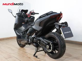YAMAHA T-MAX 560 TECH MAX