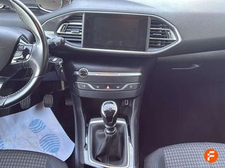 Peugeot 308 5p Style PureTech 130 S&S 6 Vel. MAN