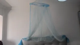  Dosel Mosquitera de tela azul teñida a mano.
Enca