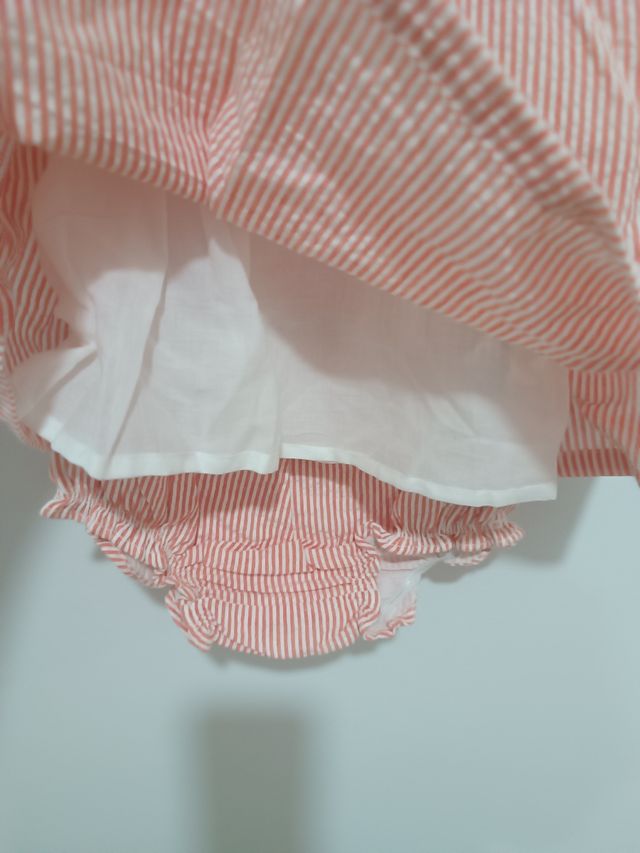 Jesusito bebé rayasrojas y blancas