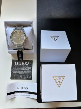 Reloj Guess Plateado