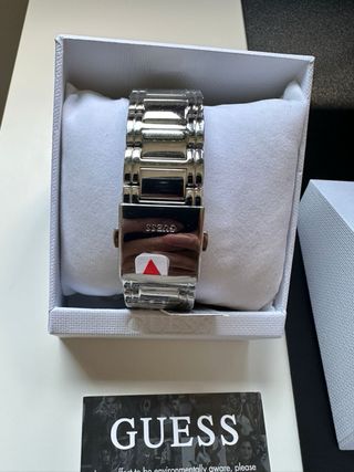 Reloj Guess Plateado
