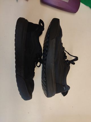 Zapatillas Vans Talla 40.5 Negras