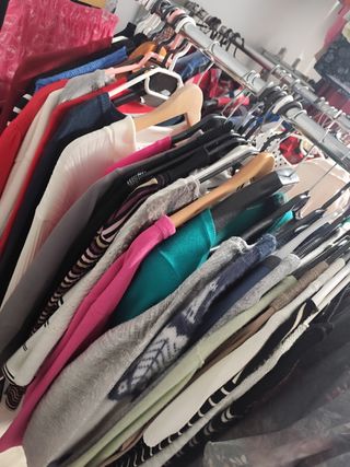 Lote  de +1000 Ropa Mujer todas las tallas y marc