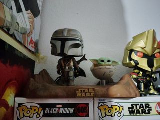 Funko Pop Star Wars Mandalorian y Grogu