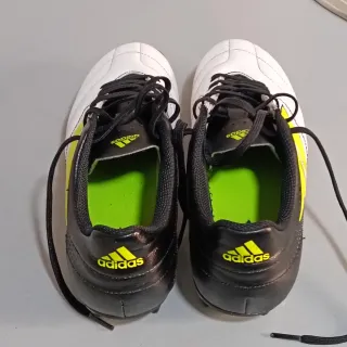 Botas de fútbol Adidas Talla 40
