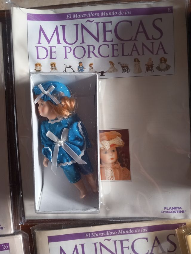 Antiche bambole in porcellana