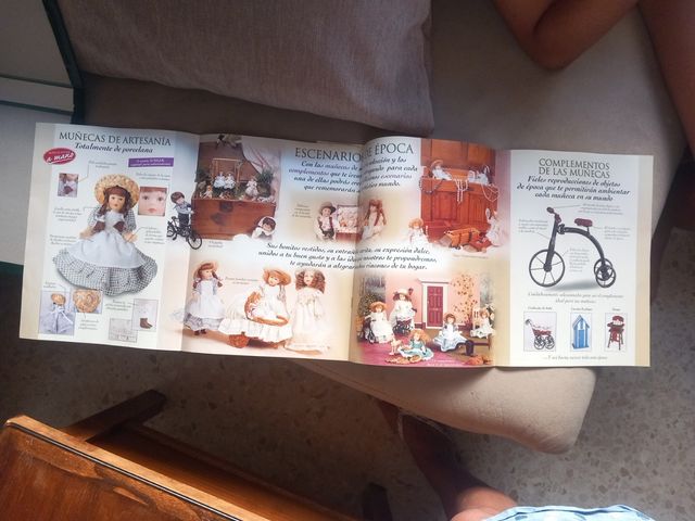 Antiche bambole in porcellana