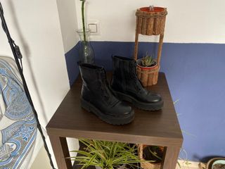 Botas negras caña alta talla 40