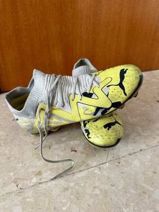 Zapatos de fútbol Puma Talla 35